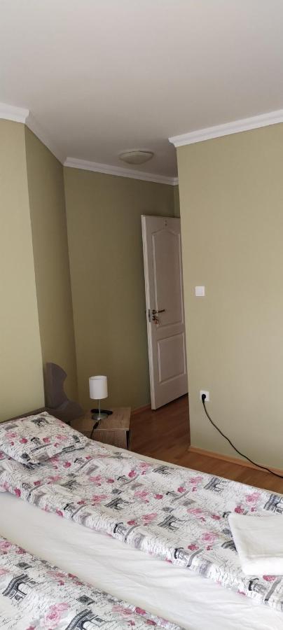 Levendula Apartmanhaz Hajdúszoboszló Exterior foto