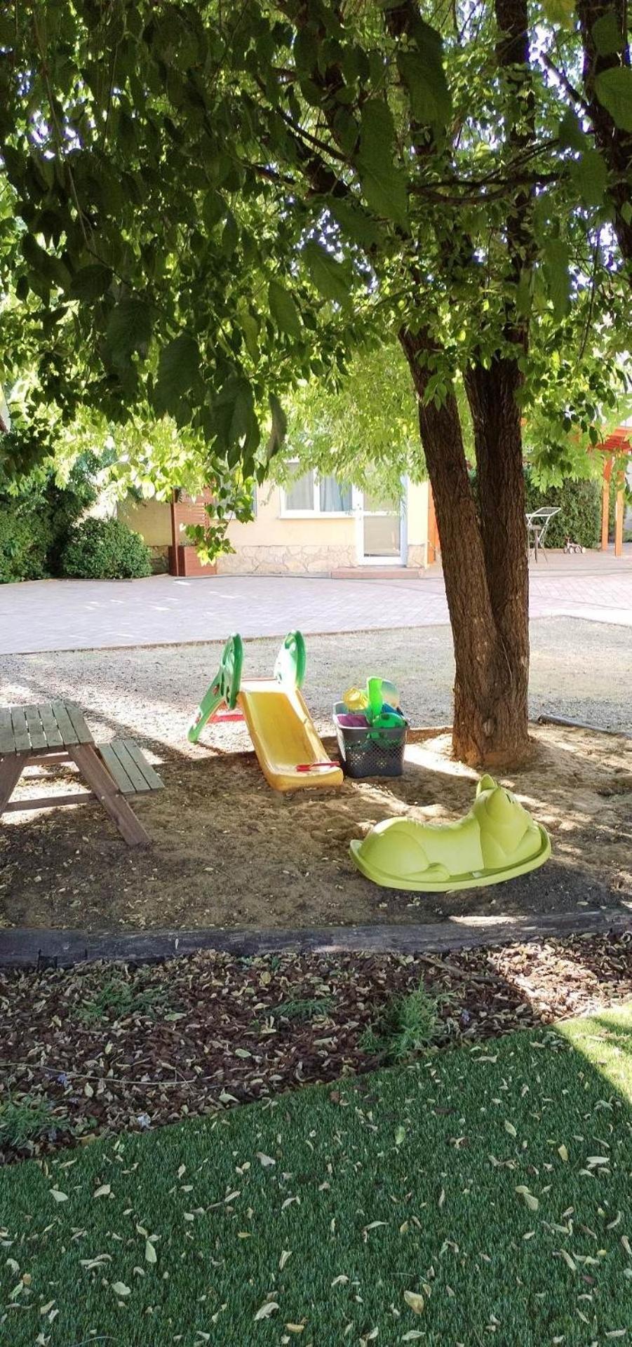 Levendula Apartmanhaz Hajdúszoboszló Exterior foto